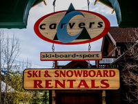 Carvers_bike_ski_store_sign-spotlisting